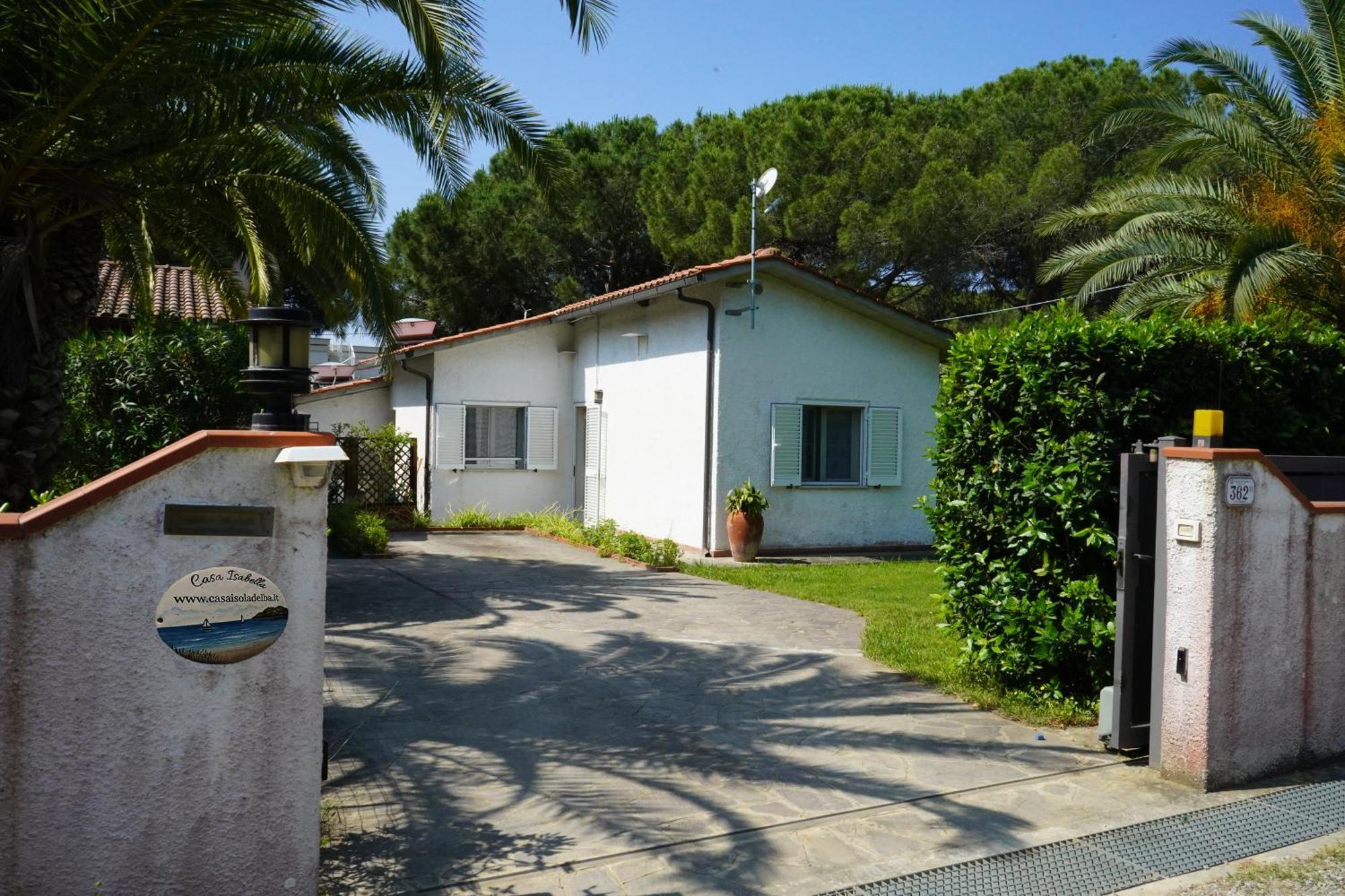 Casaisoladelba Lägenhet Lacona Exteriör bild